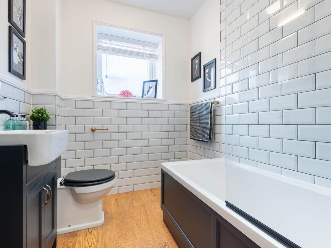 Shorefront Apartment