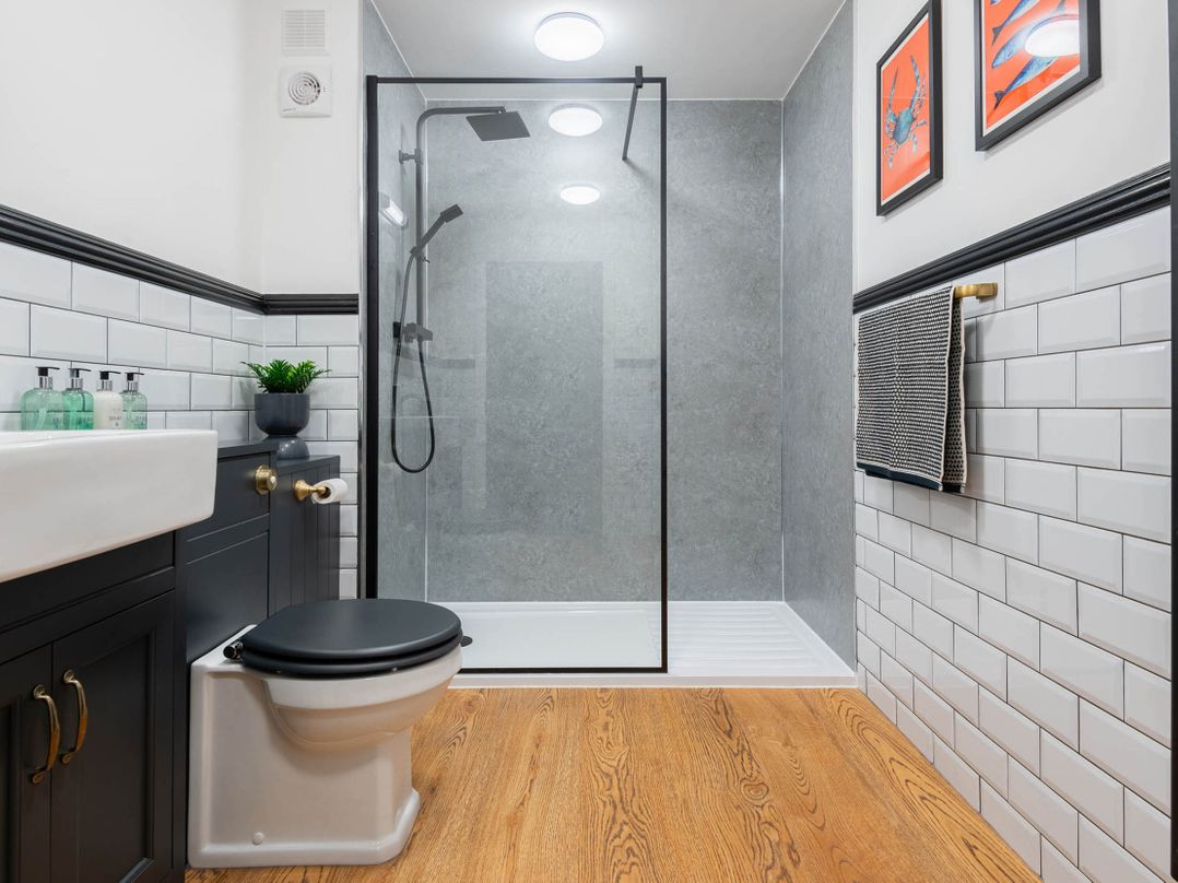 Shorefront Apartment