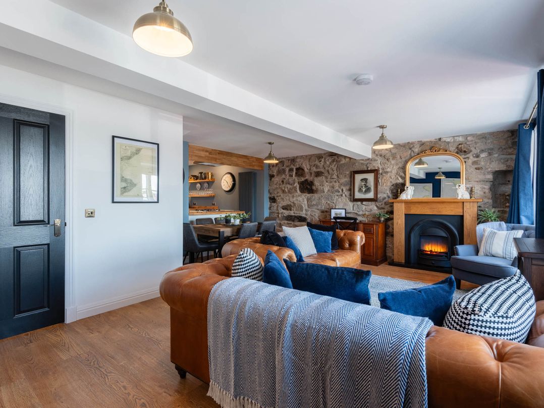 Shorefront Apartment