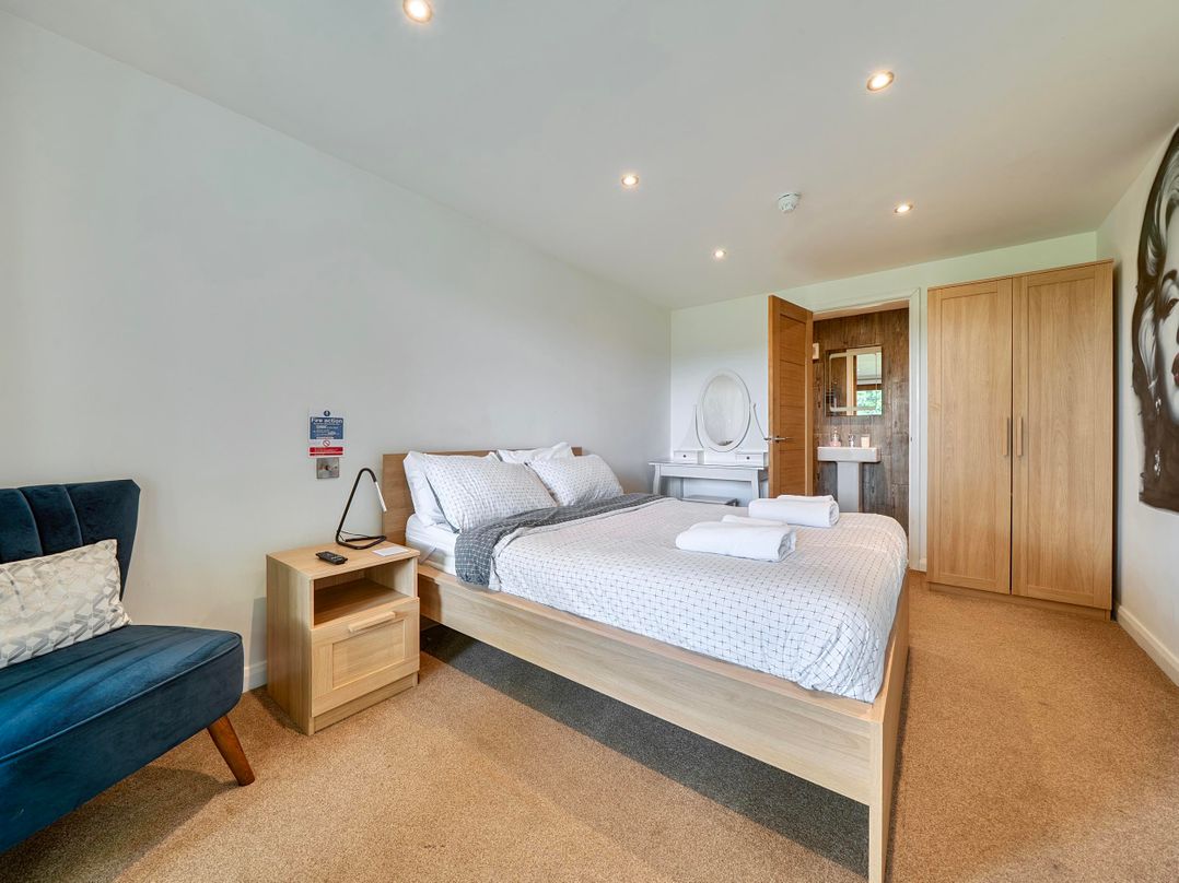 Rutland Apartment