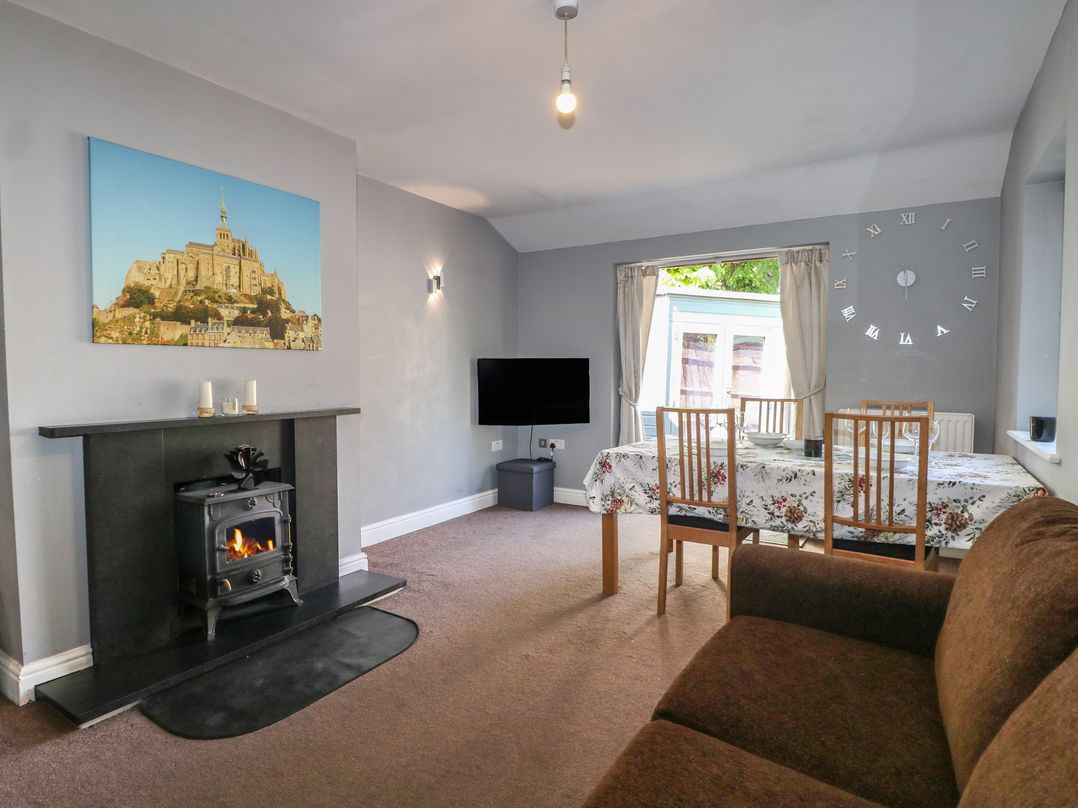Tiffanys Coach House
