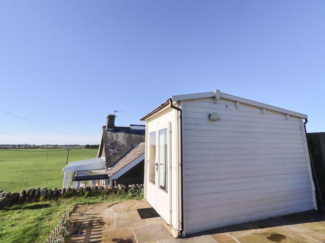 2 Sunny Brae