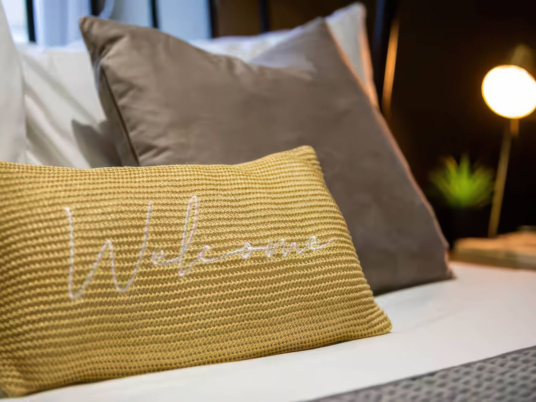 White Willow Apartment