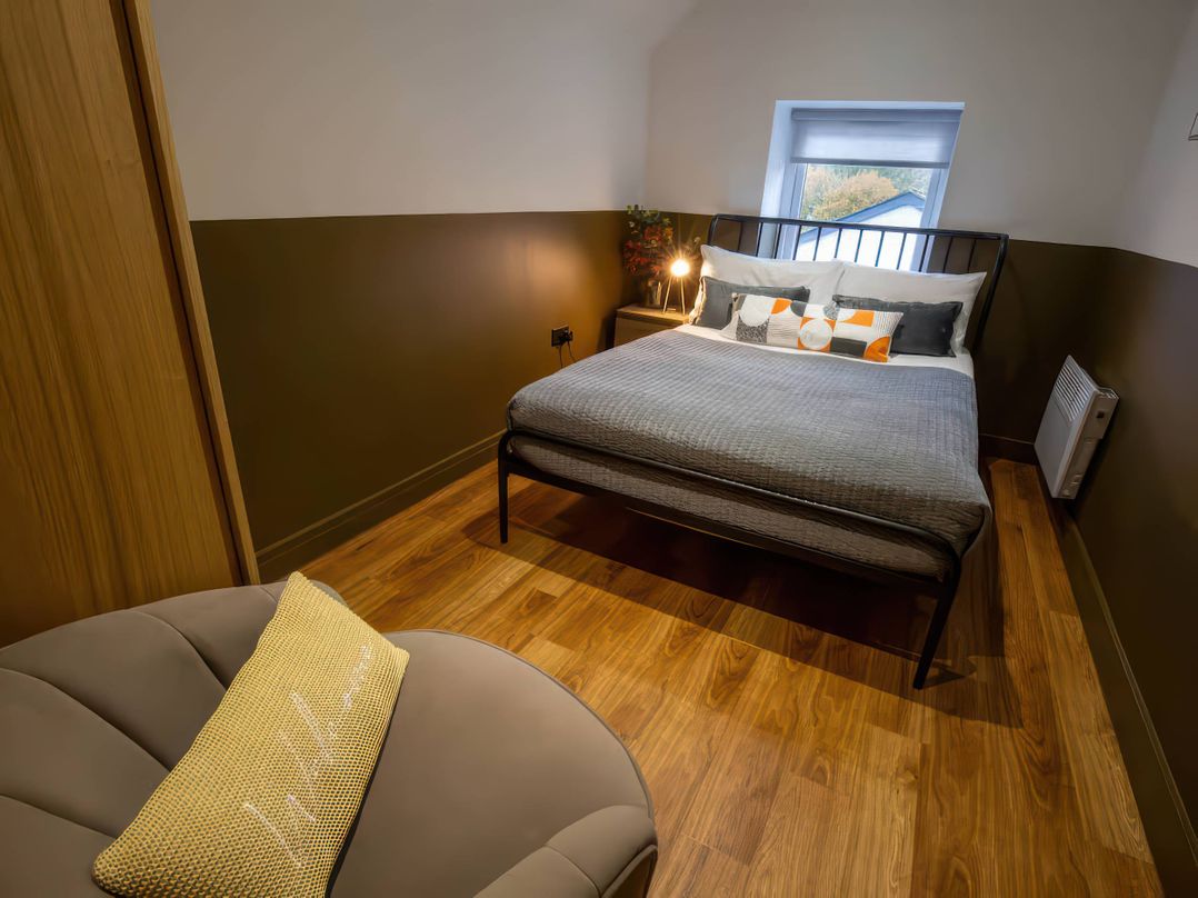 White Willow Apartment