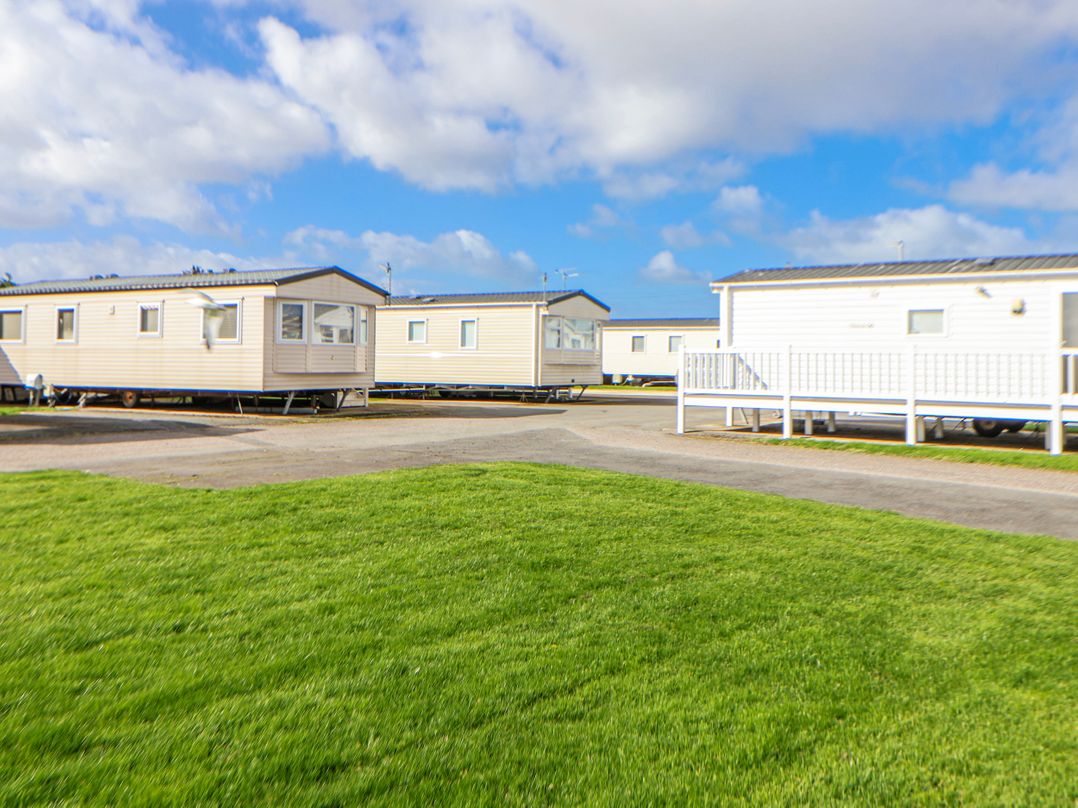 The Beachside Hideout - St Michaels Caravan Park