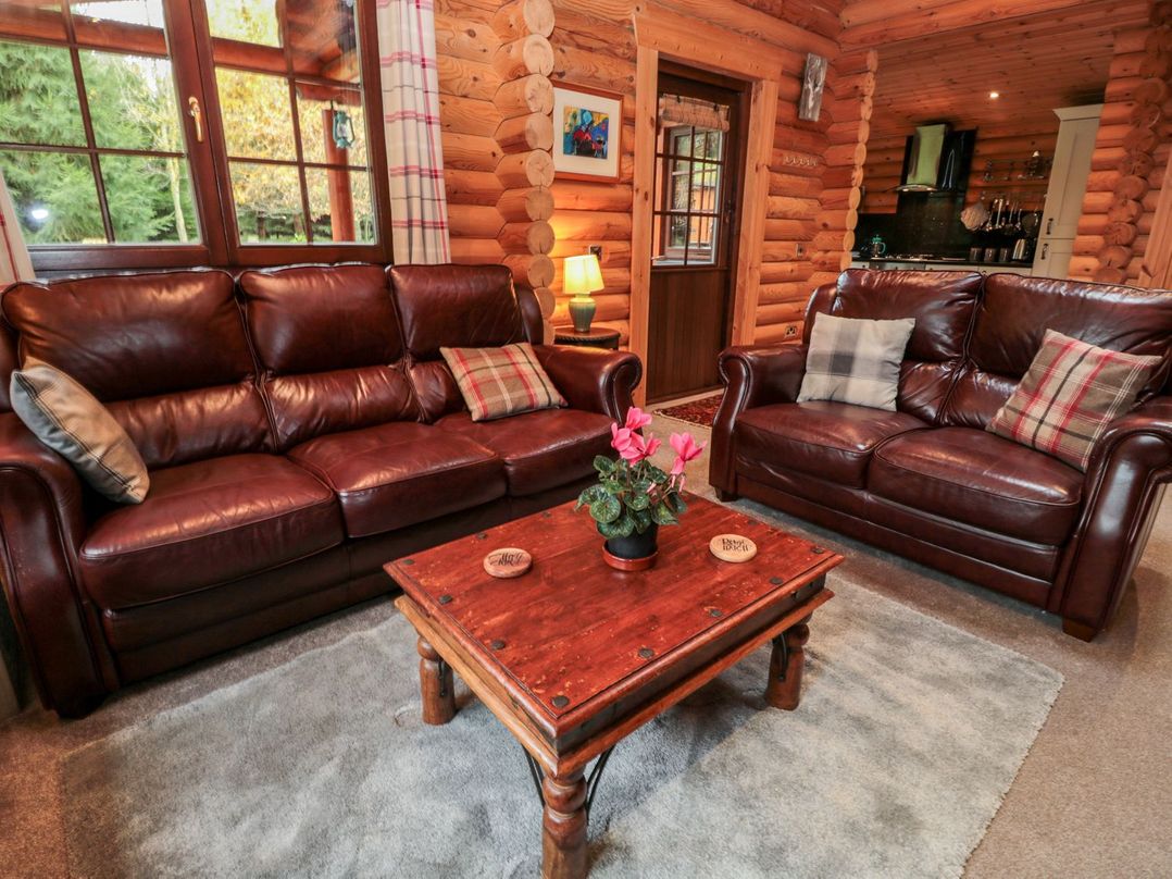 Little Bears Hideaway @ 23 Lakeside