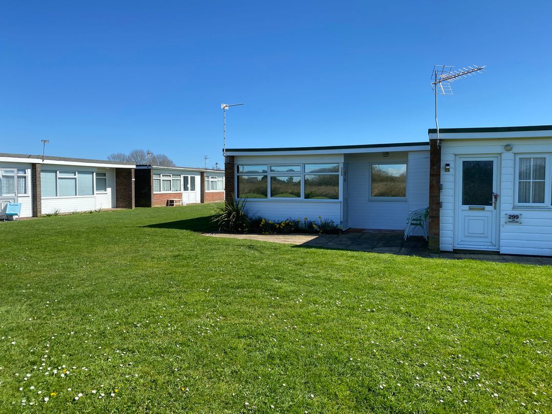 300 California Sands