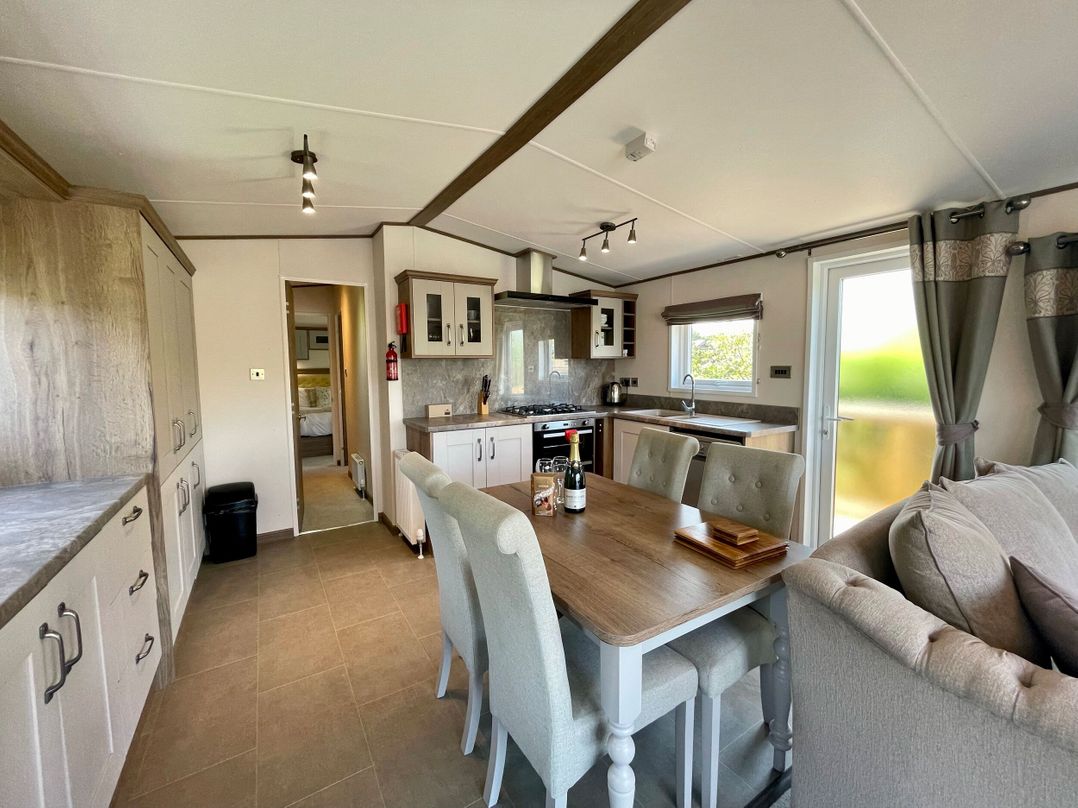 Acacia Waterside Spa