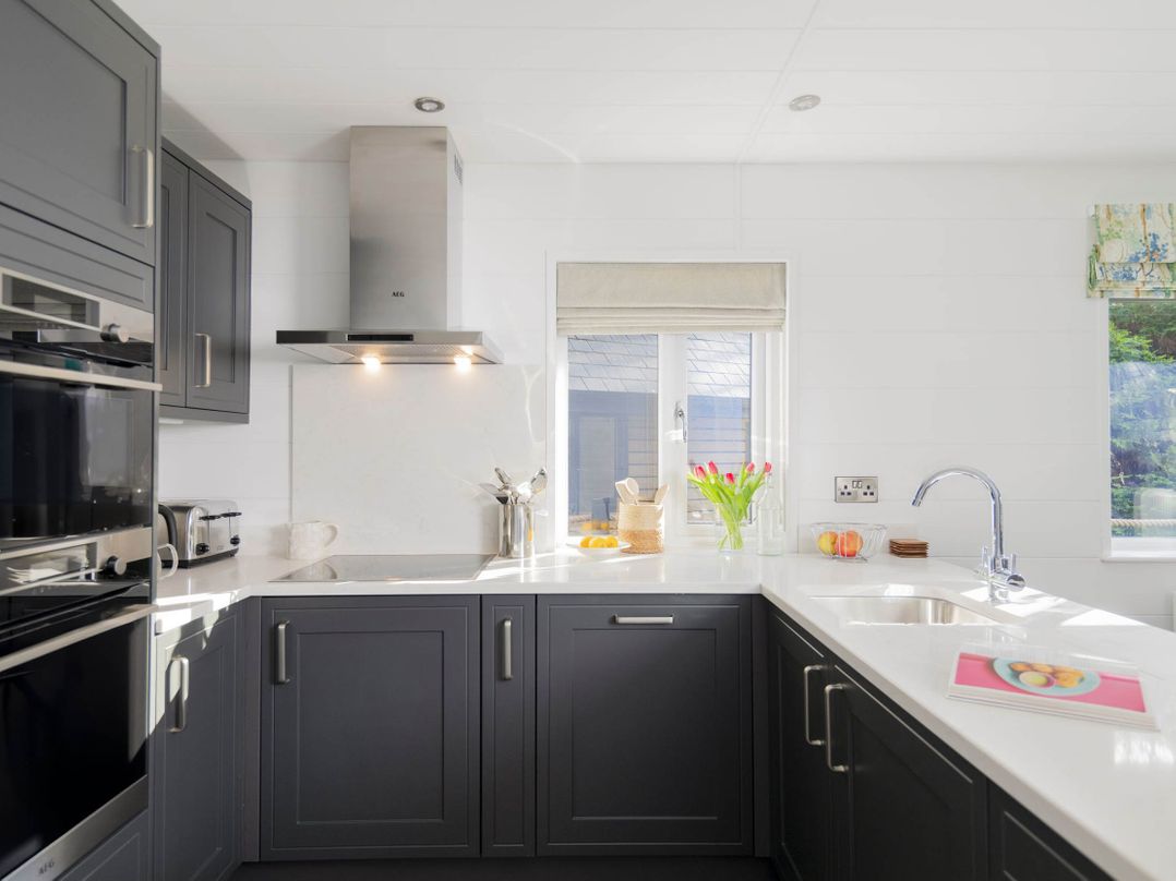 Lowarth Lodge Spa Pet