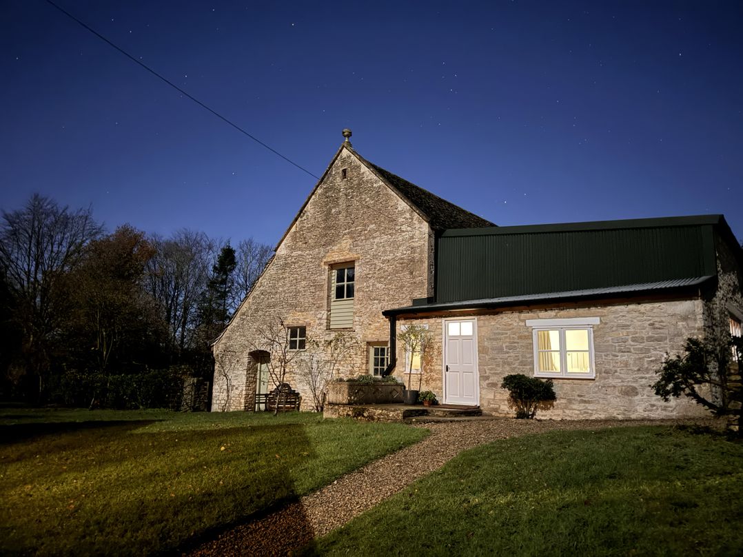 Cotswolds Farmhouse Cottage