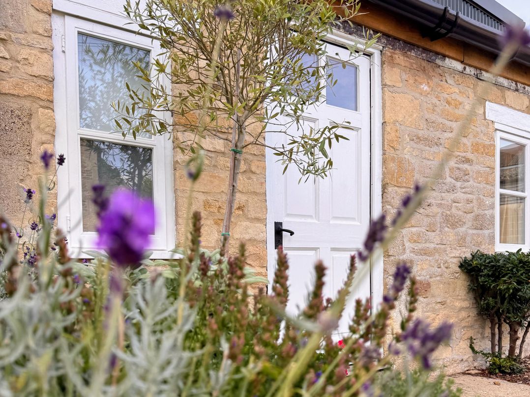 Cotswolds Farmhouse Cottage