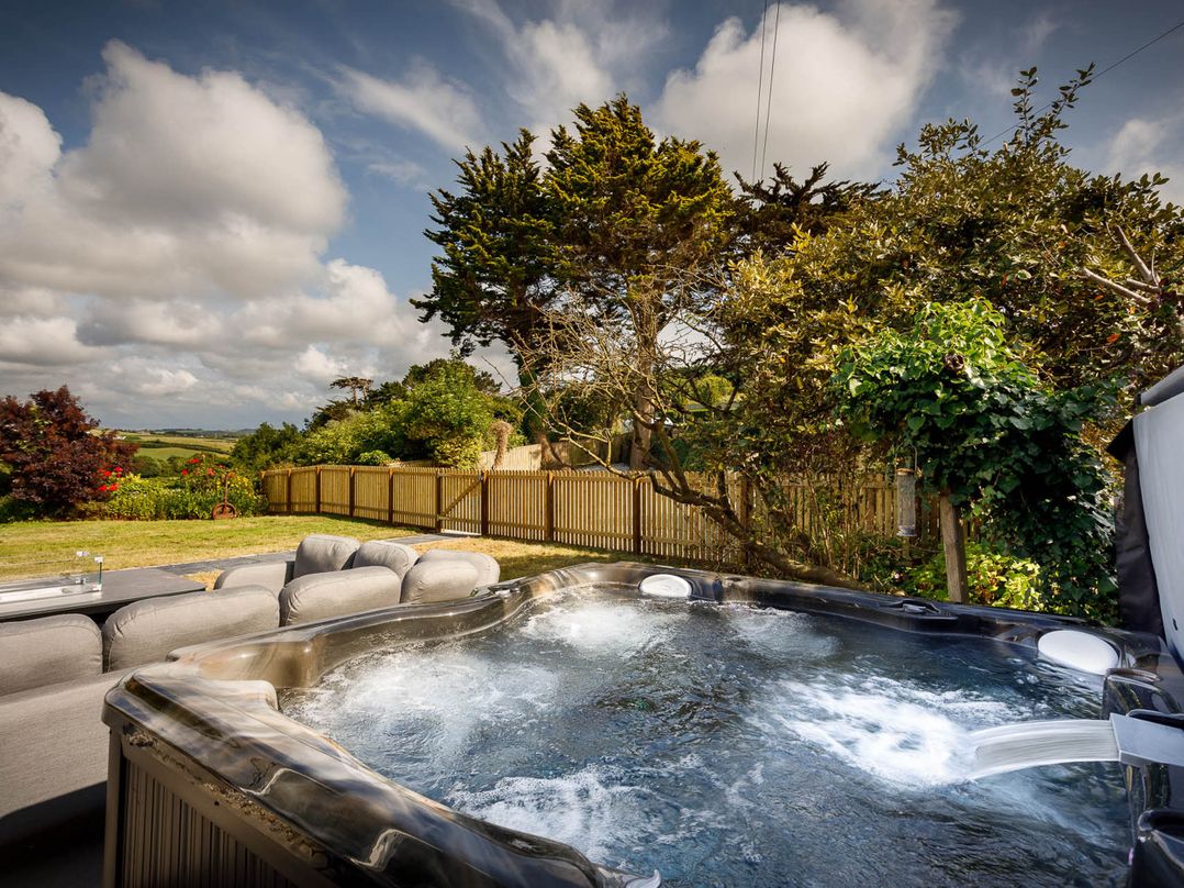 Whalesborough Farmhouse Spa