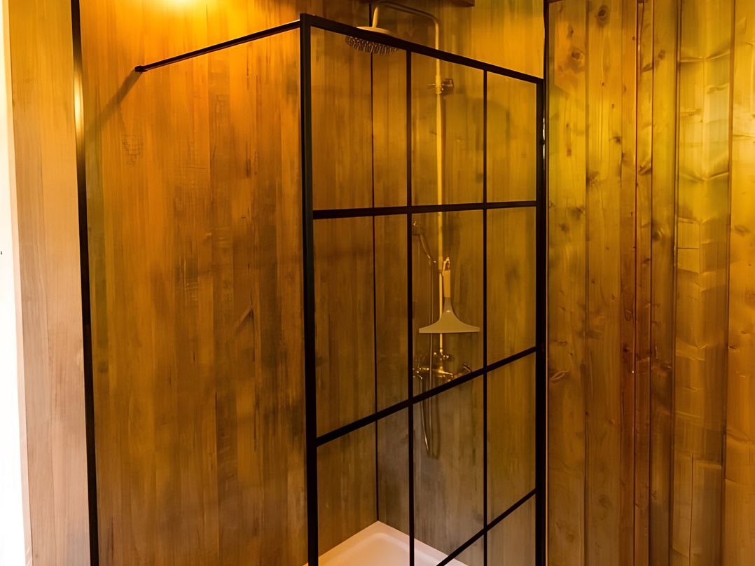 Badger - Luxury Glamping Retreat