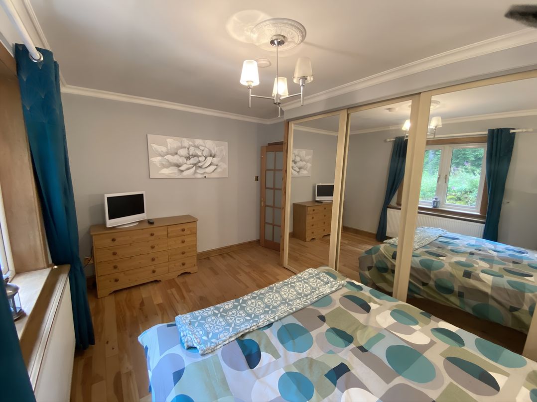 Whispering Trees Cottage