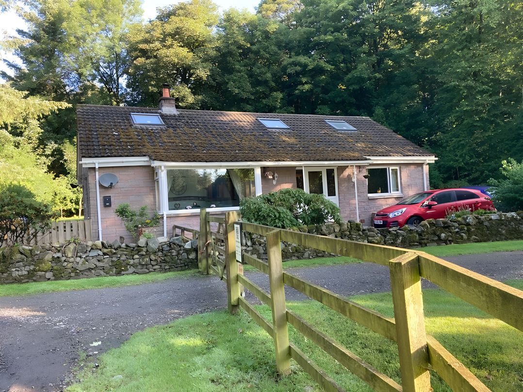 Whispering Trees Cottage