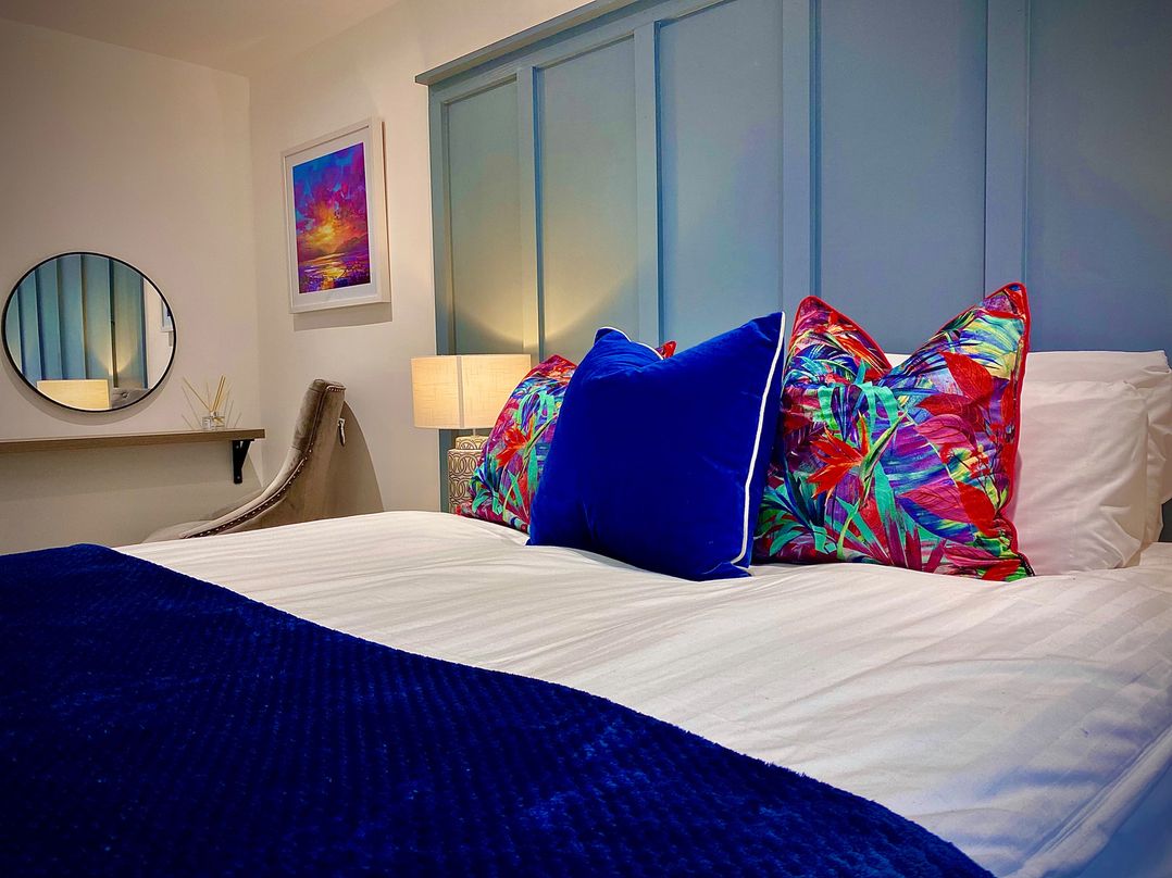 Anchor Hot Tub Suite