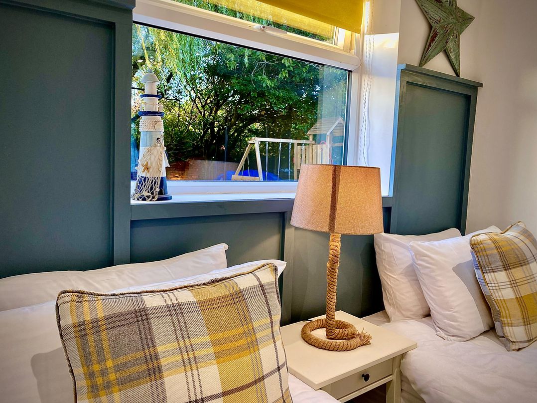 Anchor Hot Tub Suite