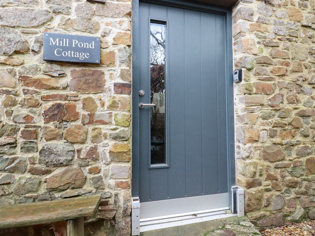 Mill Pond Cottage