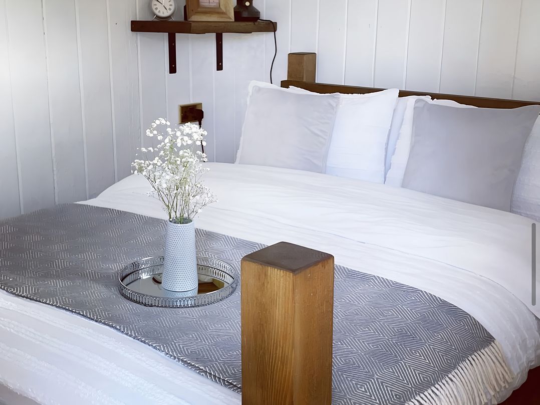 Trethowels Hidden Huts