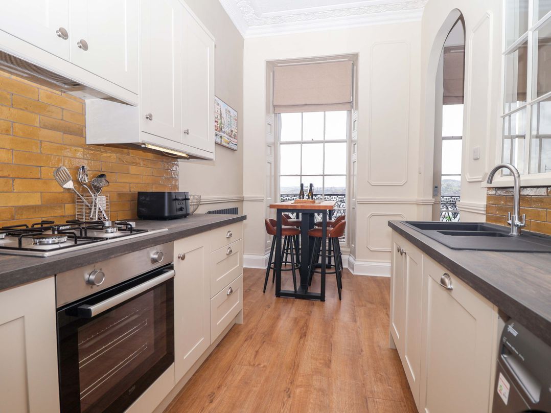 Flat 2 The Moorings