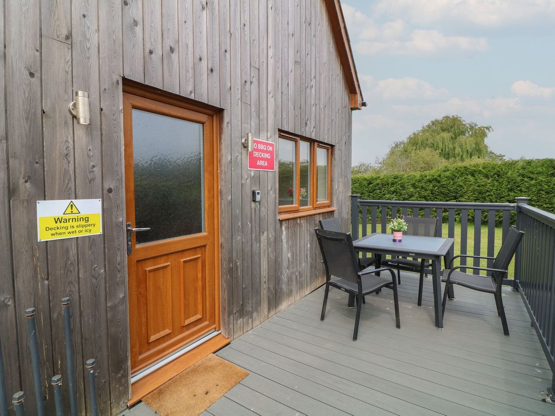 James Ville Marina Lodge 7