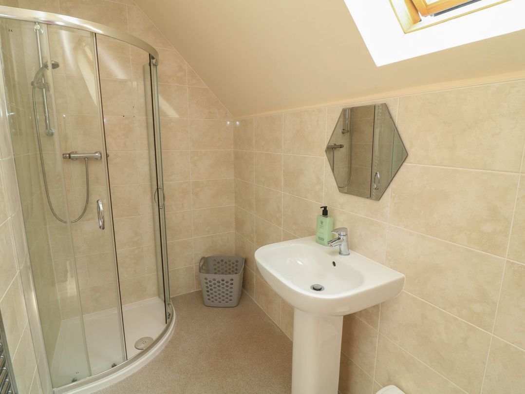 James Ville Marina Lodge 7