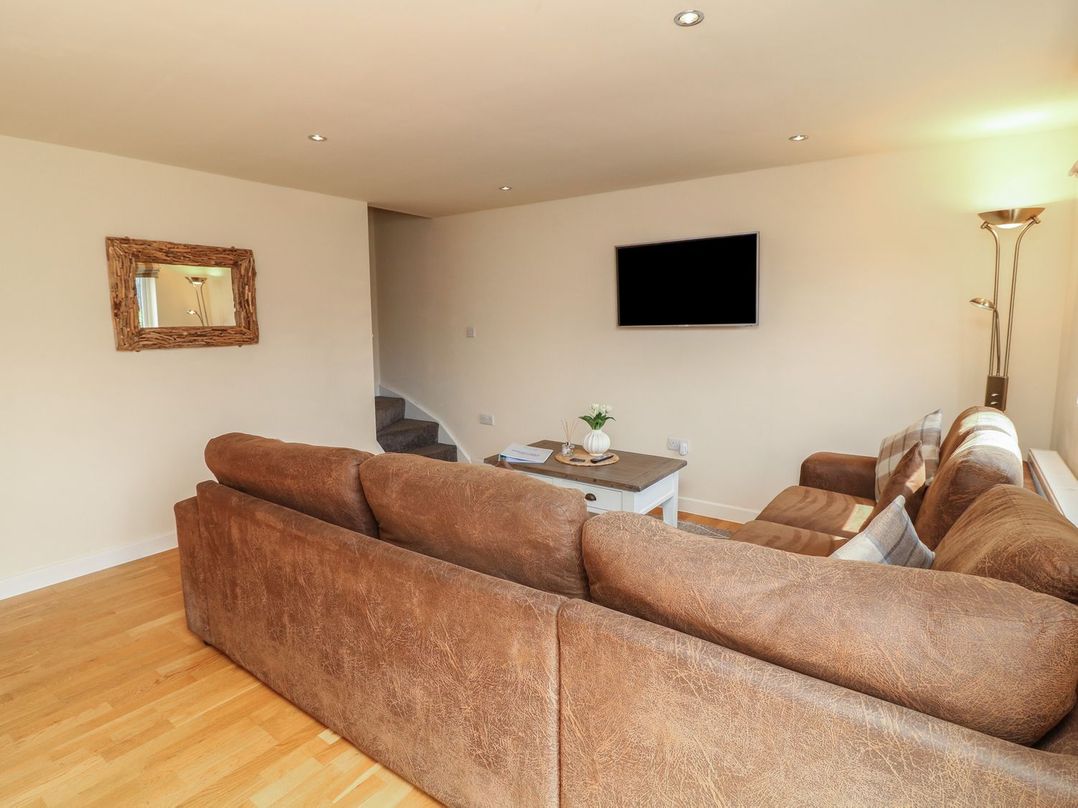 James Ville Marina Lodge 8