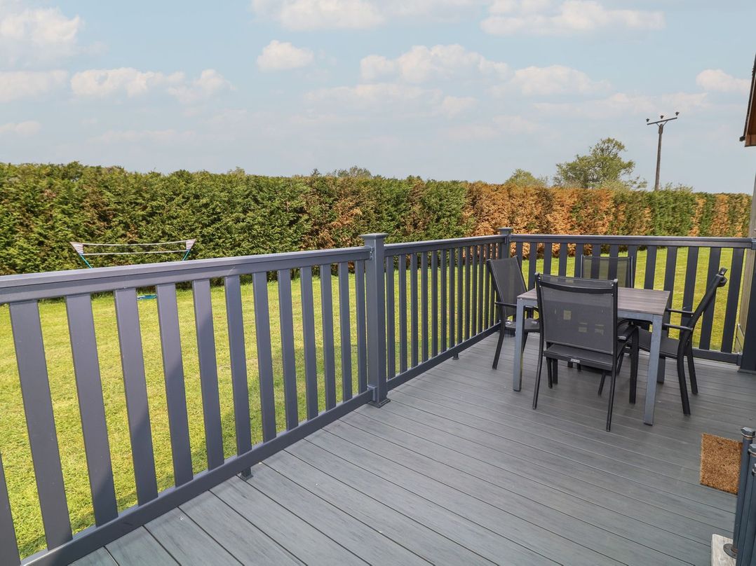 James Ville Marina Lodge 8