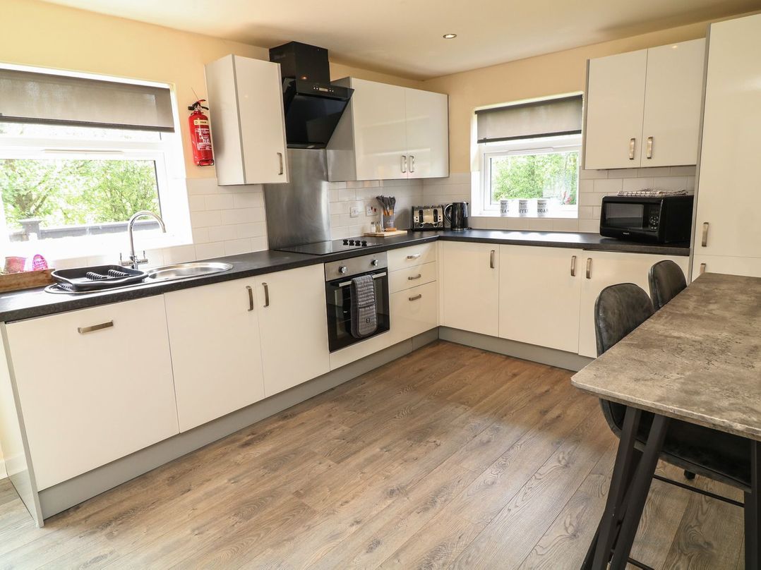 James Ville Marina Lodge 13