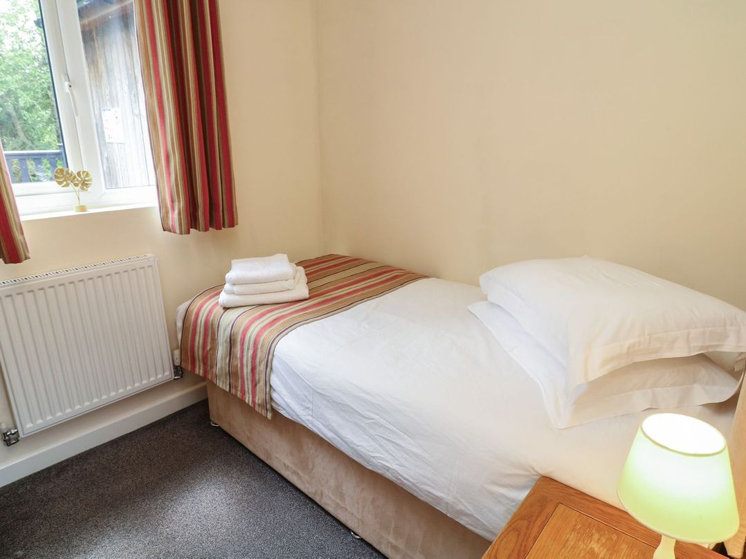 James Ville Marina Lodge 13