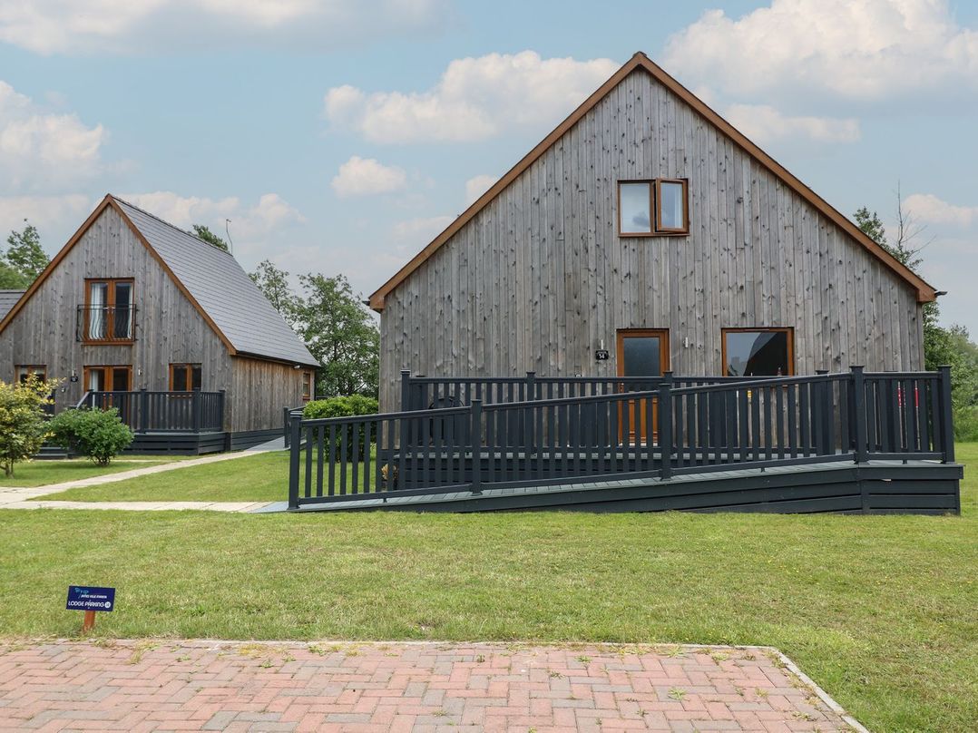 James Ville Marina Lodge 14