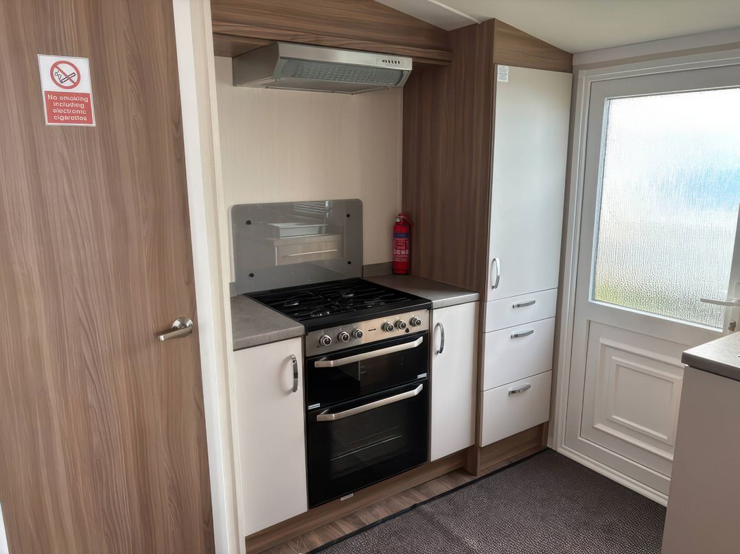 Harlyn Hideaway (Swift Barritz)