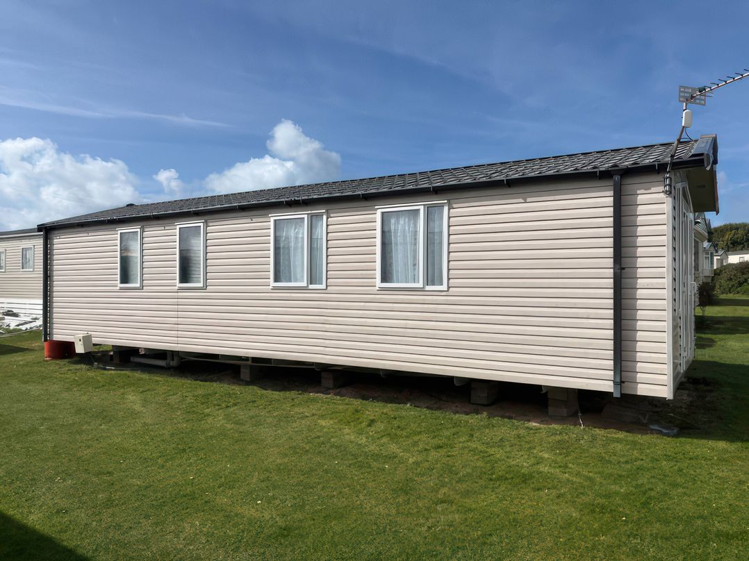 Harlyn Hideaway (Swift Barritz)