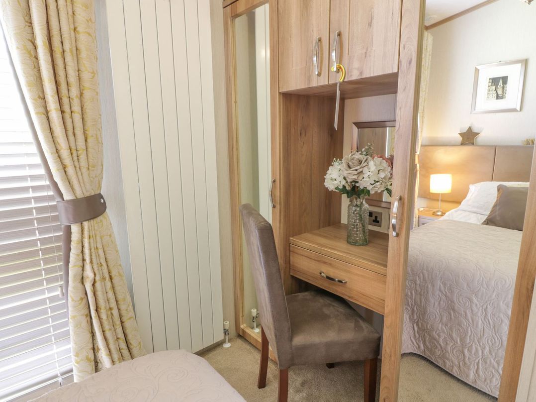 1, Fisherman’s hill