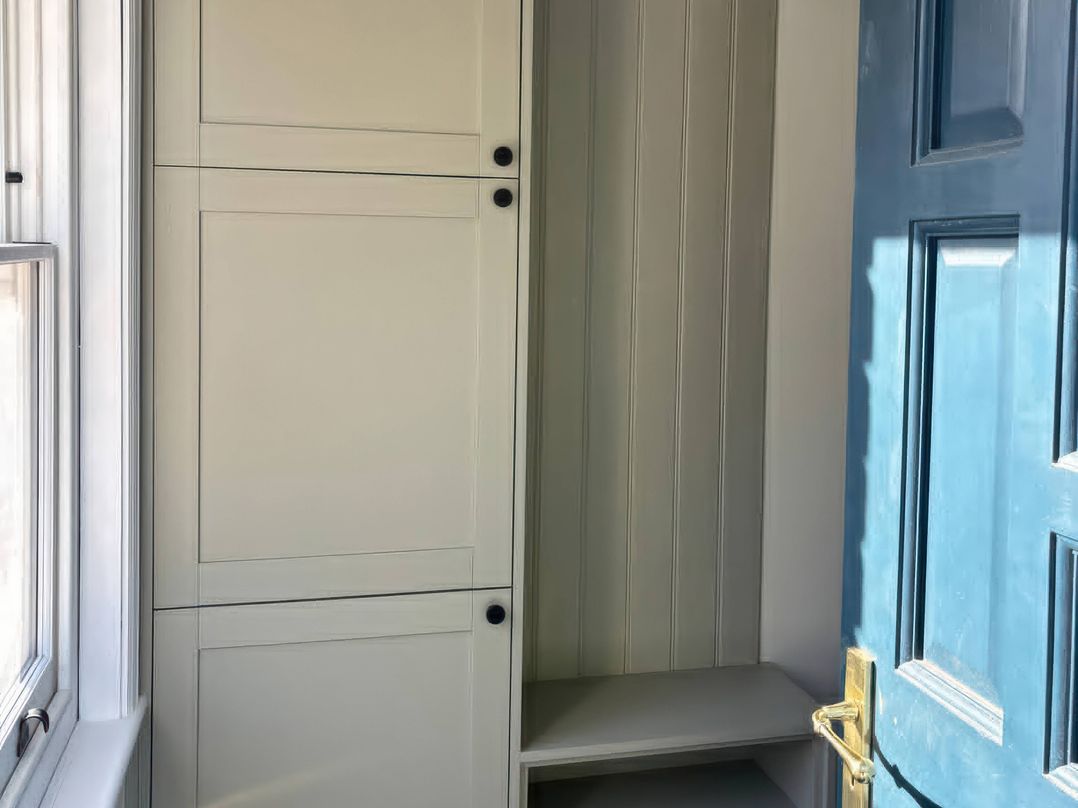 Holt Hall - First Floor Apartment