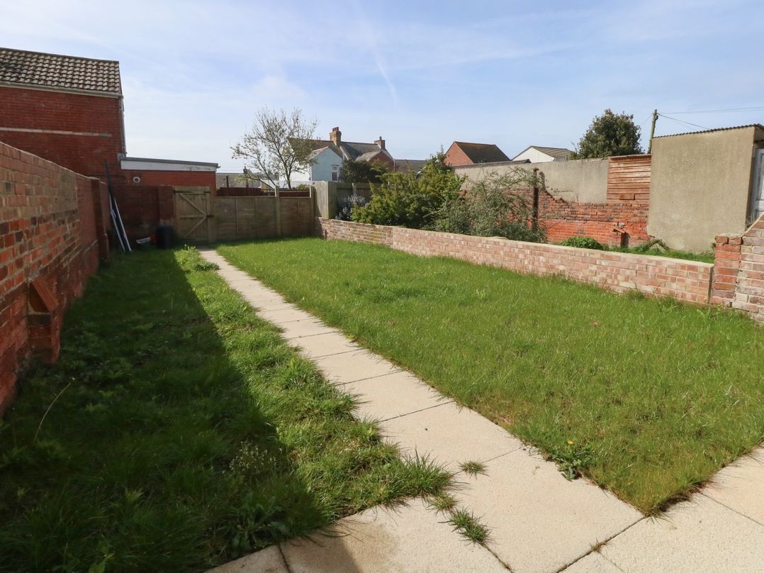 93 Abbotsbury Road