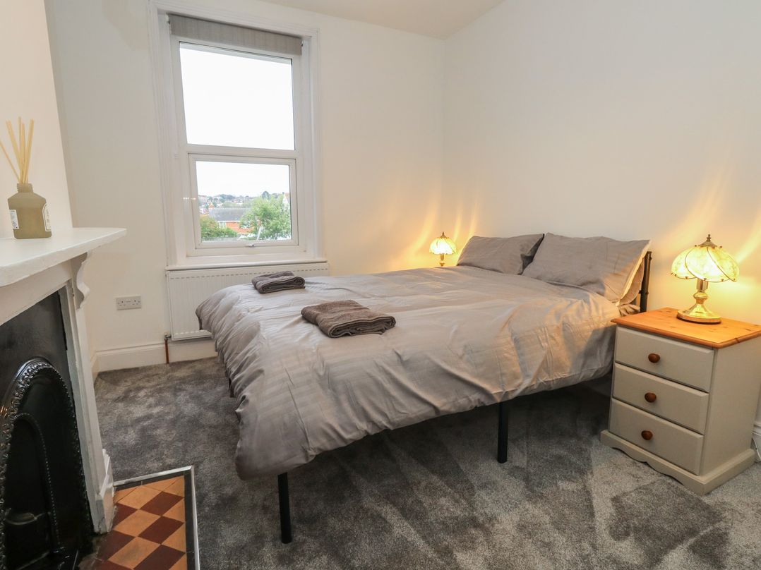 93 Abbotsbury Road