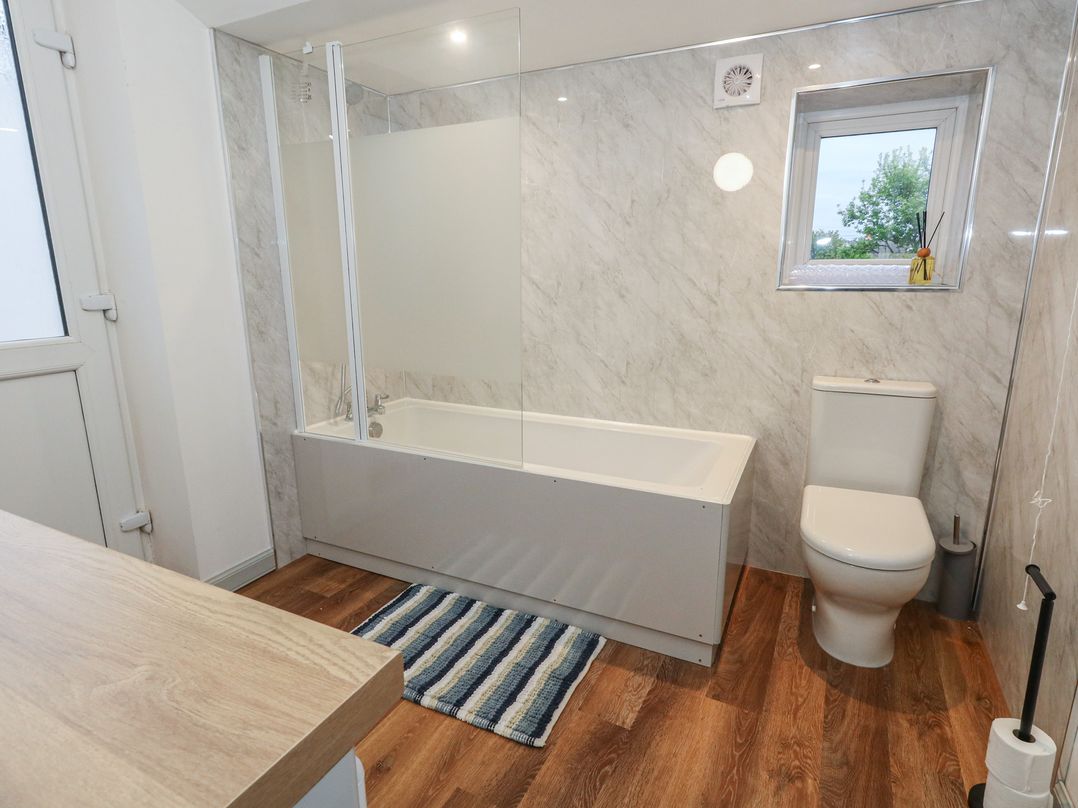 93 Abbotsbury Road