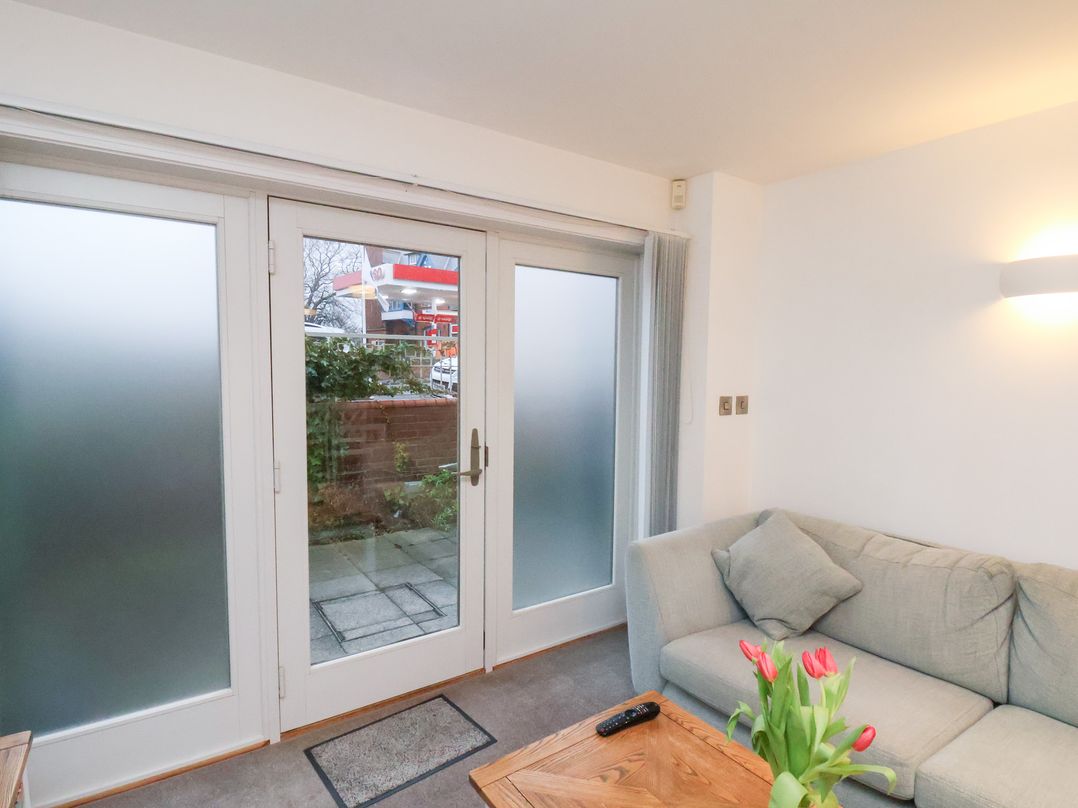 ONE UNION MILL - garden apartment