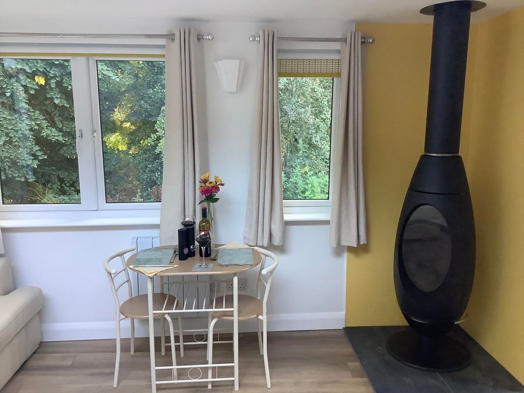 Woodland Lodge The Snug