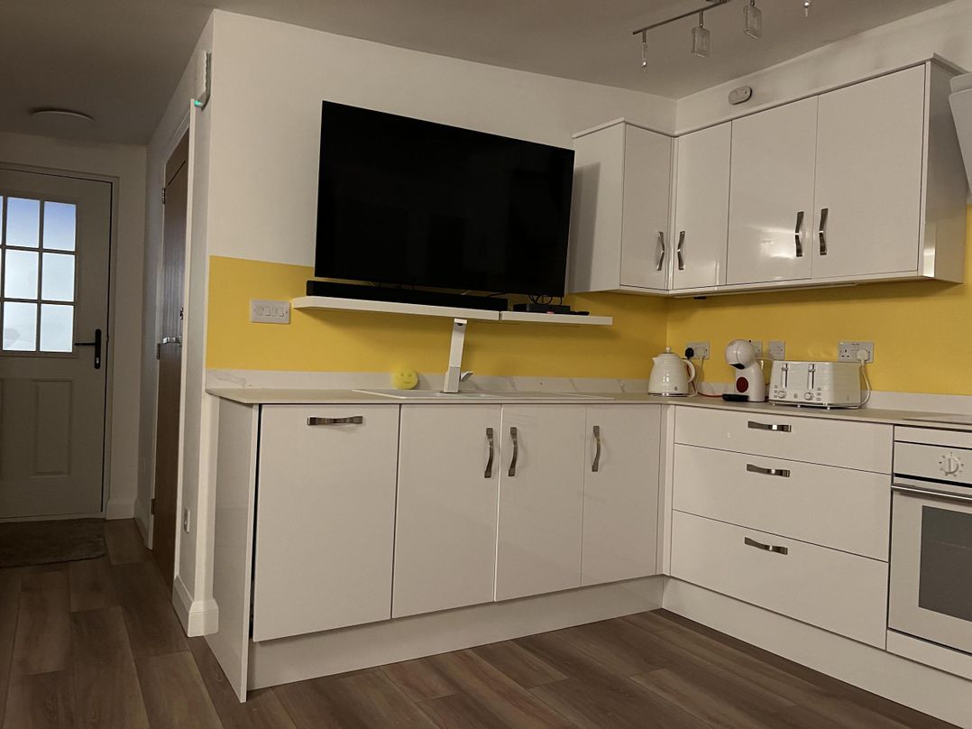 Woodland Lodge The Snug