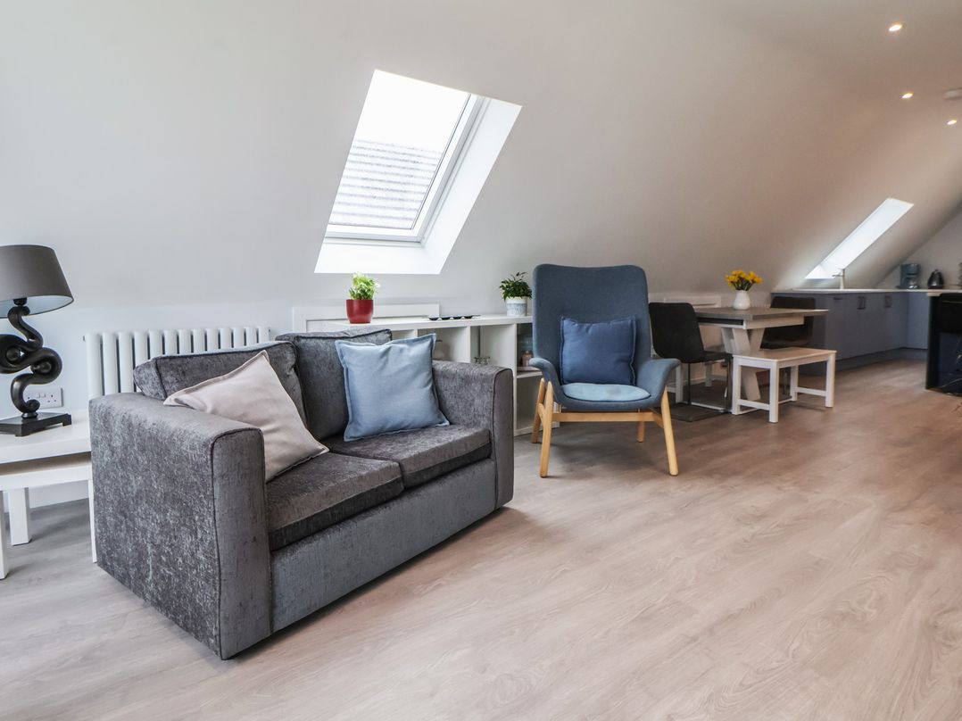 Mike’s Place On The Cove