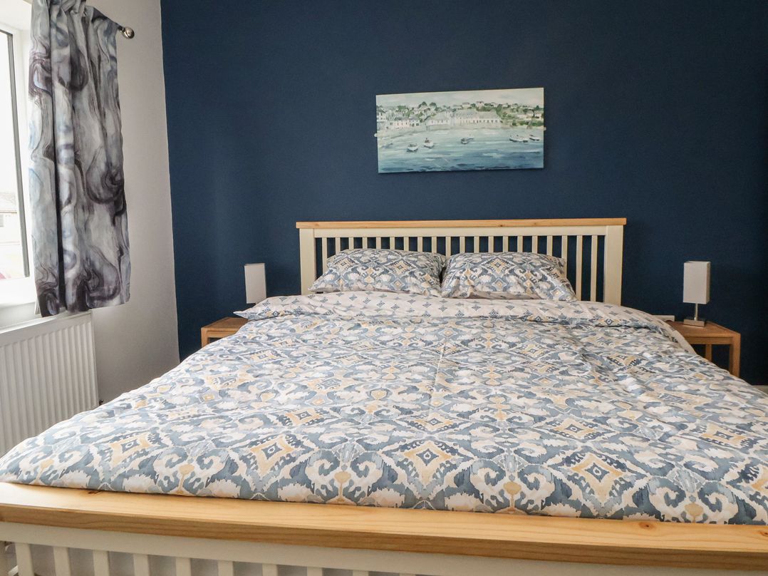 Mike’s Place On The Cove