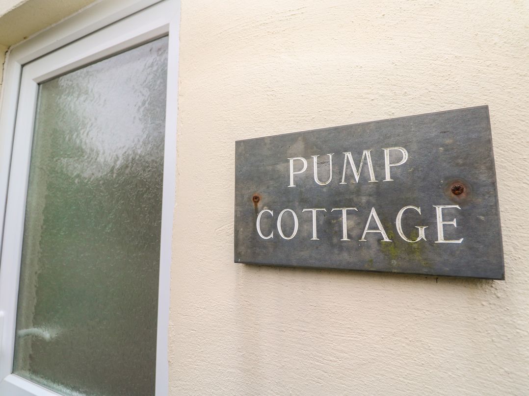 Pump Cottage