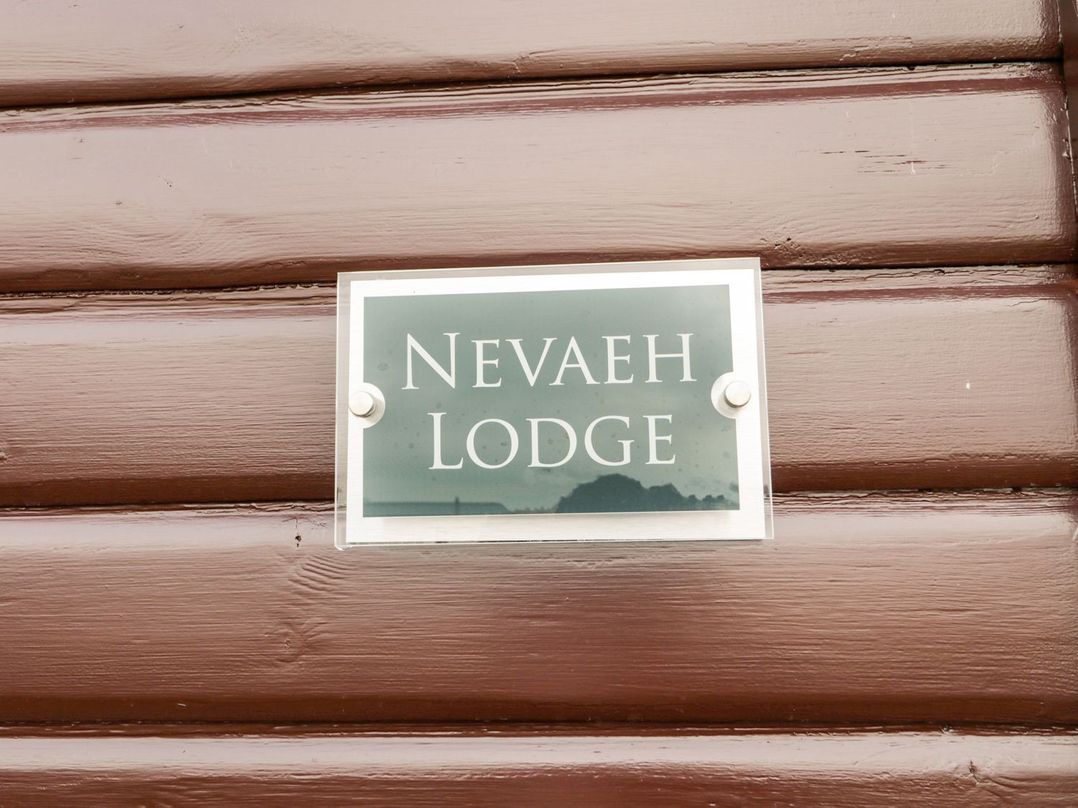 Nevaeh Lodge