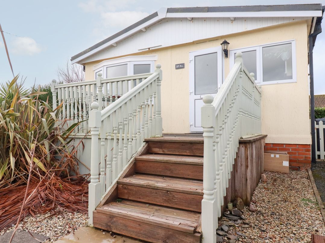 Ms Merryn 37 St. Cadocs