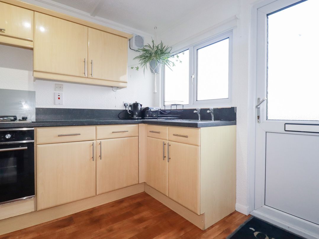 Ms Merryn 37 St. Cadocs