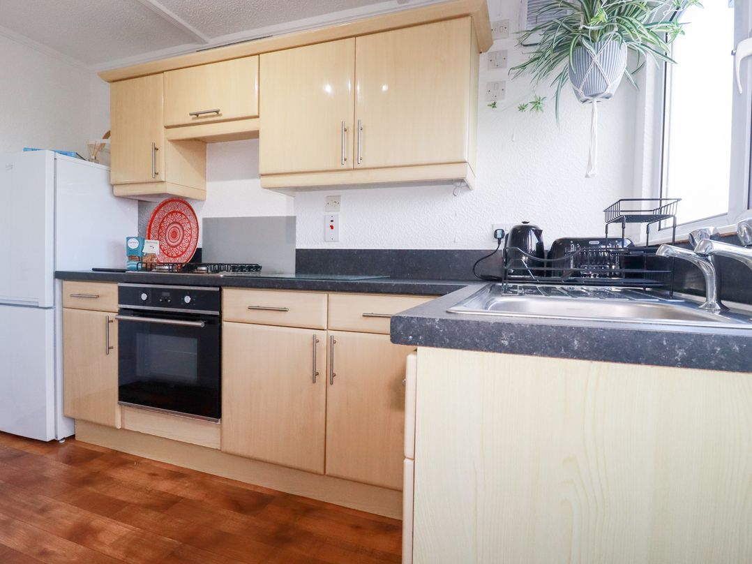 Ms Merryn 37 St. Cadocs