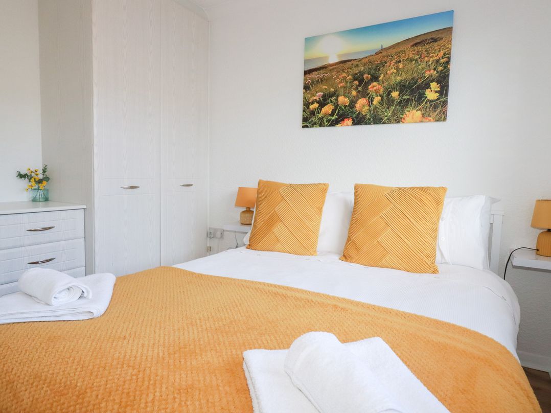 Ms Merryn 37 St. Cadocs