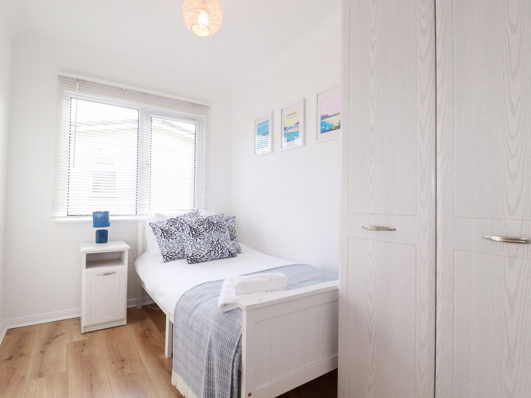 Ms Merryn 37 St. Cadocs